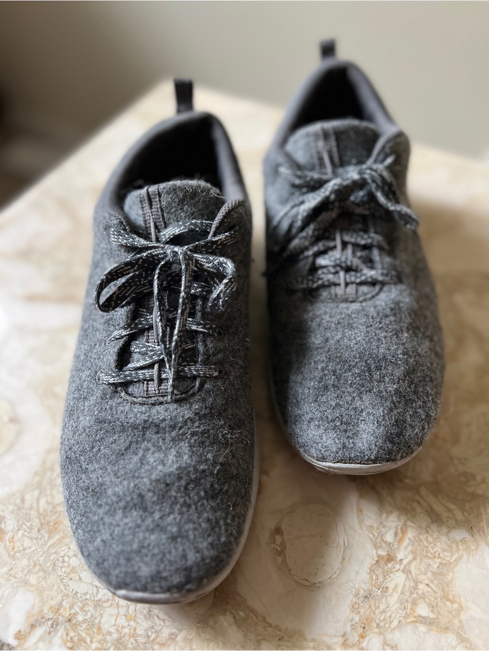L.L. Bean Women's Ash Gray Wool Lace-Up Sneakers with Red Interior - Picture 7 of 15